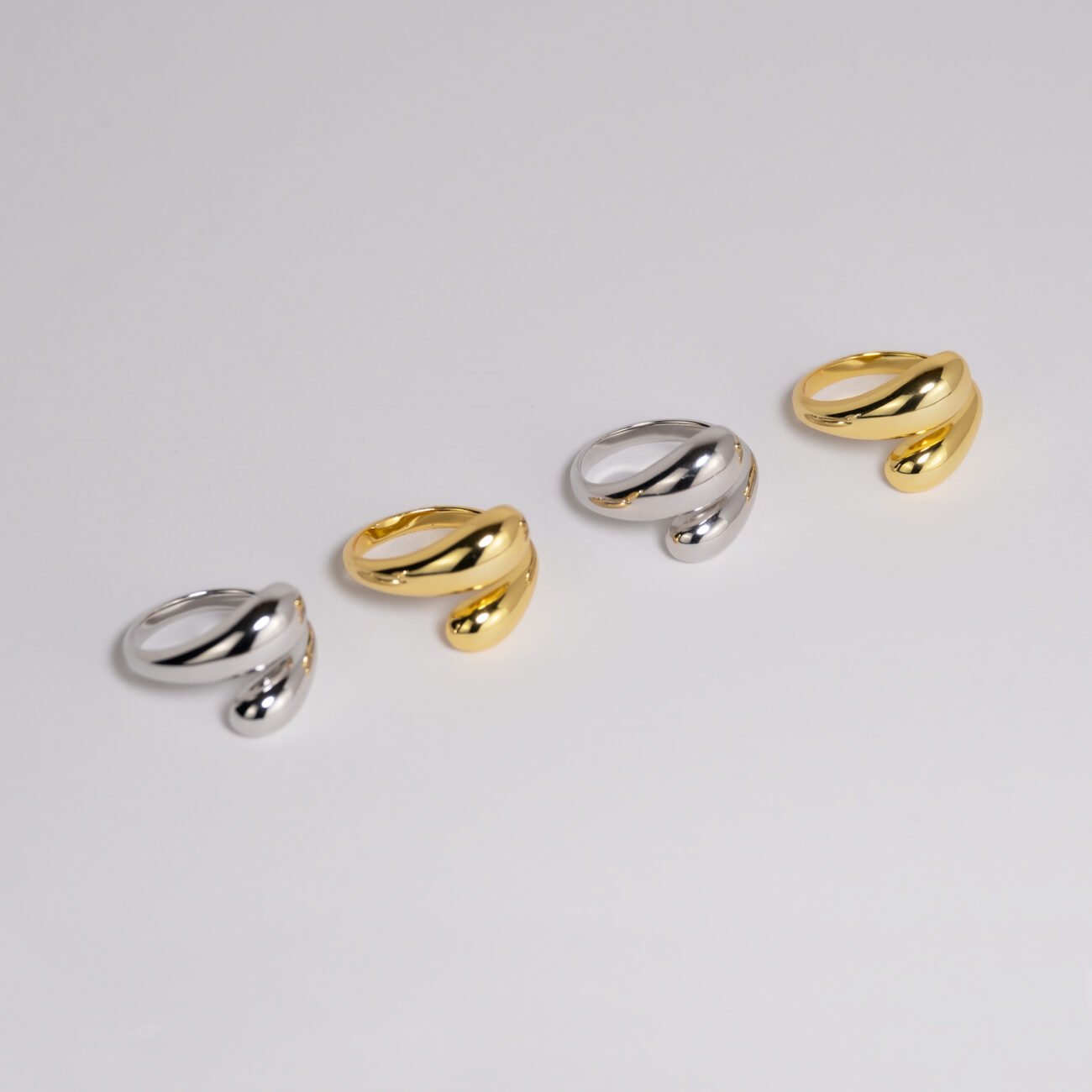 hug dome ring silver and gold 2